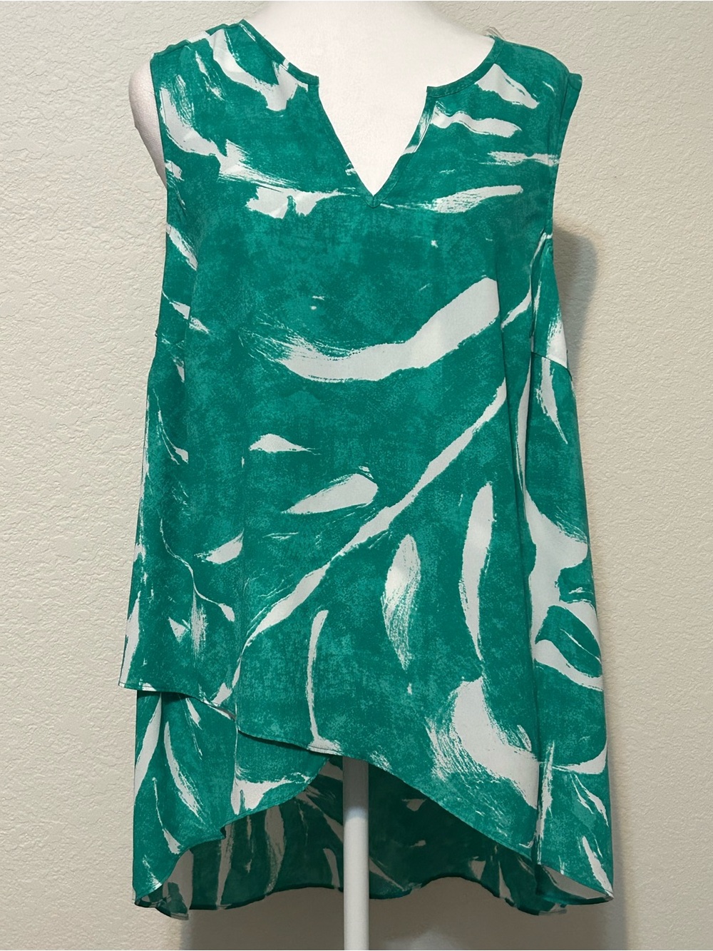 Women’s Sleeveless Teal & White Printed High-Low Tunic, Preloved, Size 1X